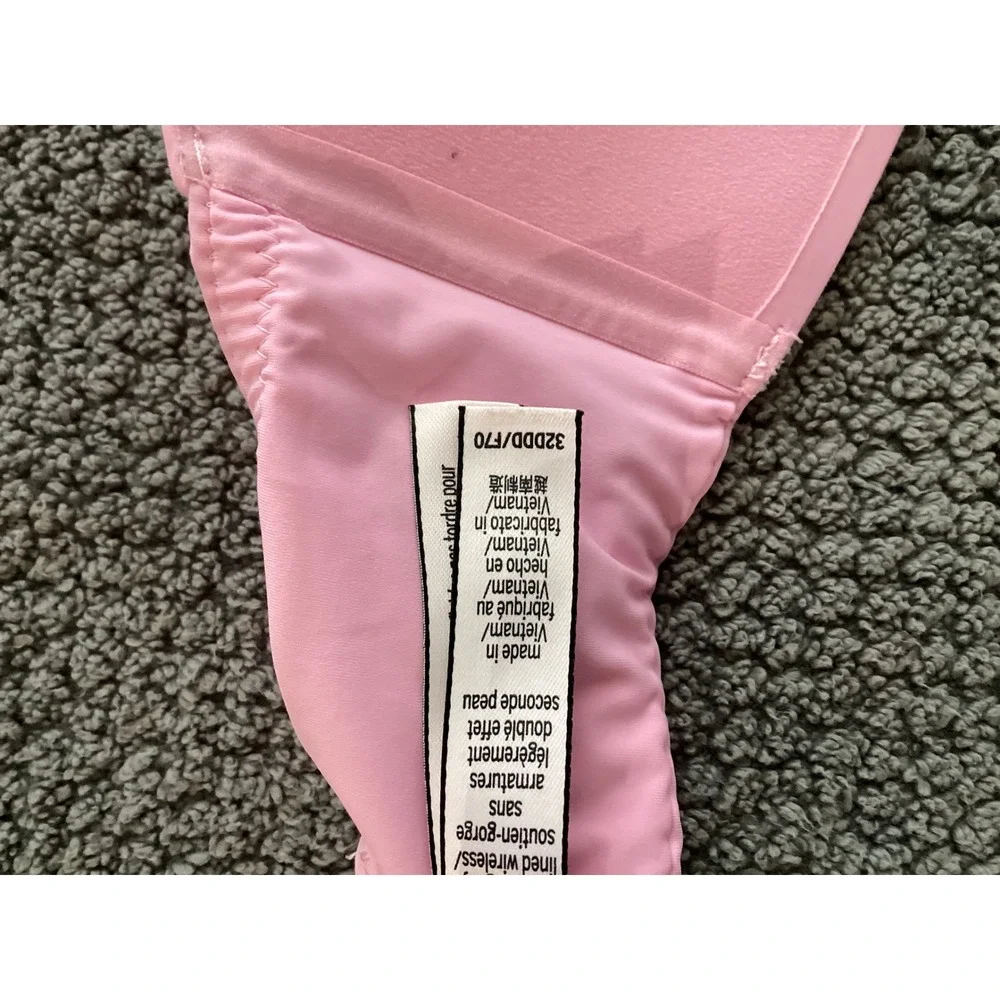 Victoria Secret Pink‎ T-Shirt Lightly Lined Wireless Bra 32DDD Pink Love Straps